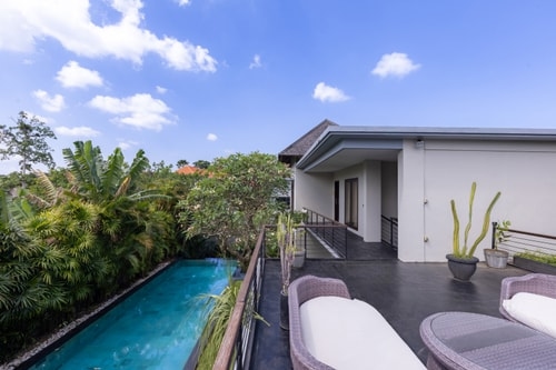 Sanga - 3BR Villa with Pool & Rooftop, Canggu