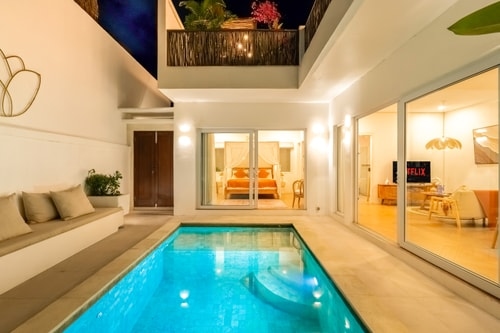 Bloom - Bathtub, Pool & Rooftop Villa, Umalas