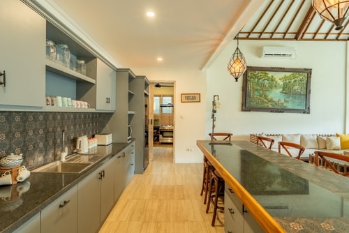 Aliya Villa - 4 Bedroom Villa with Pool, Sanur