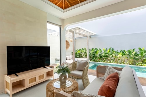 Deneva 1 - 1 Bedroom Villa with Pool, Canggu