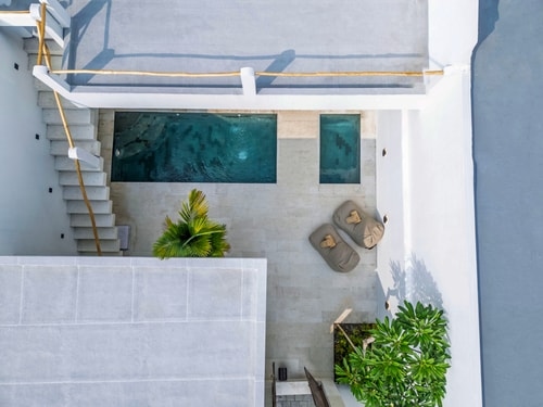 Modern Canggu 2BR Tropical Villa | Pool & Rooftop