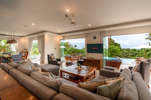 5BR Uluwatu’s Ocean View Villa | Gym & Mini Golf