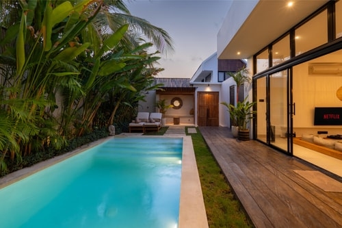 Jardin - Poolside Villa, Near Uluwatu Beaches