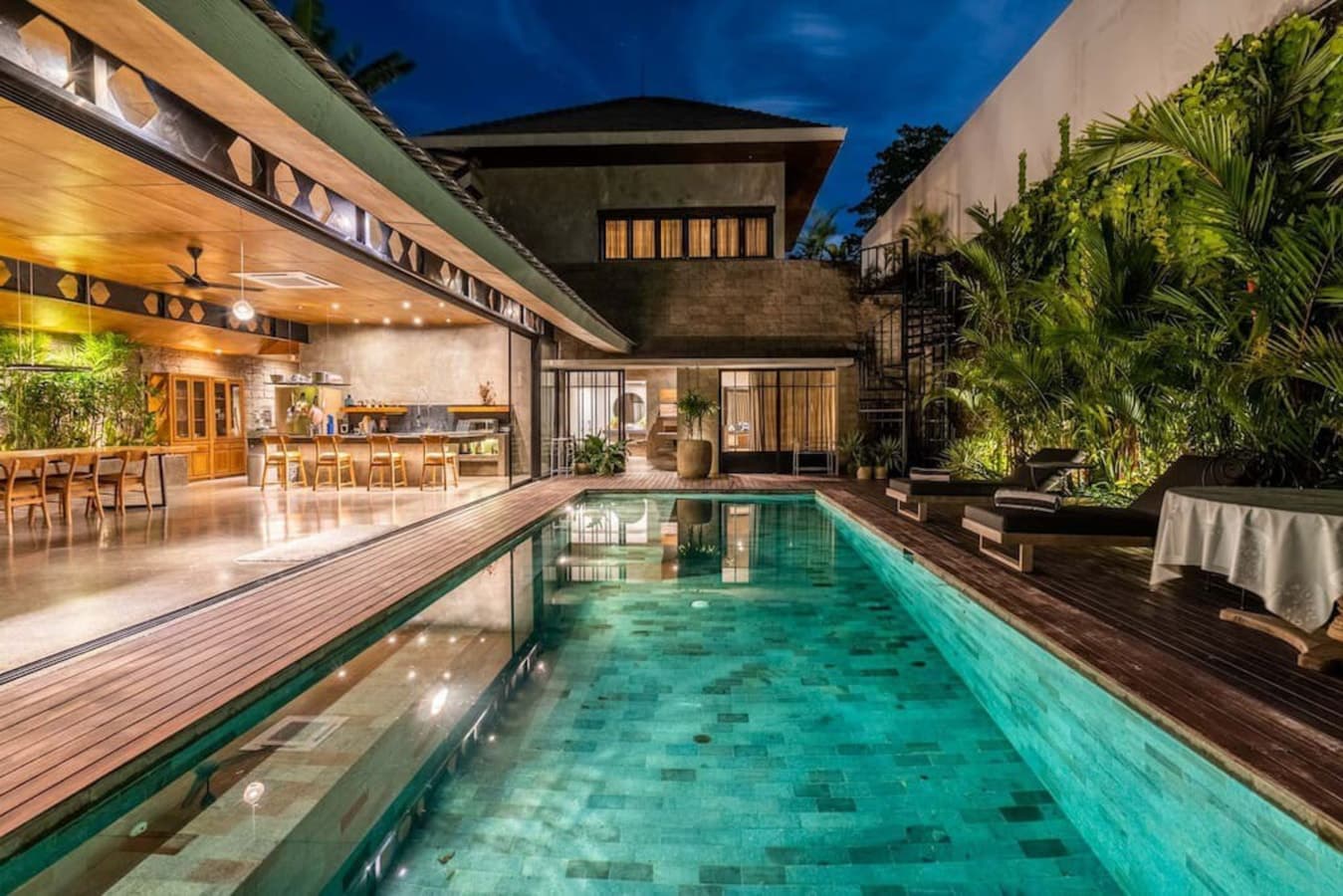 Love Supreme - 5BR Villa with Pool, Batu Bolong