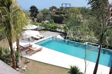 Elevate Your Lifestyle: Luxury Modern 5-Bedroom Uluwatu Villa with Ocean Breezes