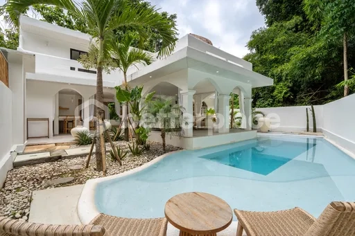 Santorini-Inspired Two-Level Villa with Spacious Balcony in Ungasan
