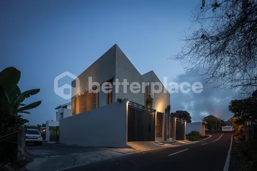Turnkey Modern Leasehold Villa in Nusa Dua – Private Pool & Prime Accessibility