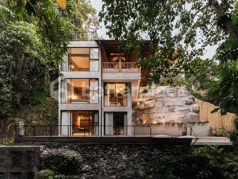4 Bedroom Riverfront Designer Villa in Ubud with Infinity Pool & Jungle Views