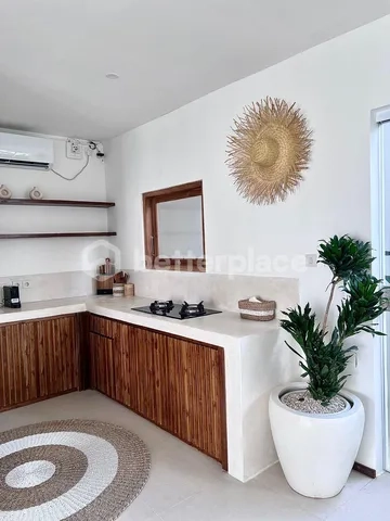 Idyllic Ibiza-Style Villa with Rice Field View from Rooftop and 15 Minutes from Pererenan Beach