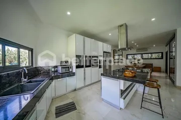 Newly Renovated and Modern 3 Bedroom Villa with Panoramic Rooftop in Umalas