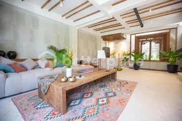 Stunning 3 Bedroom Villa in Berawa – Prime Location Near the Beach