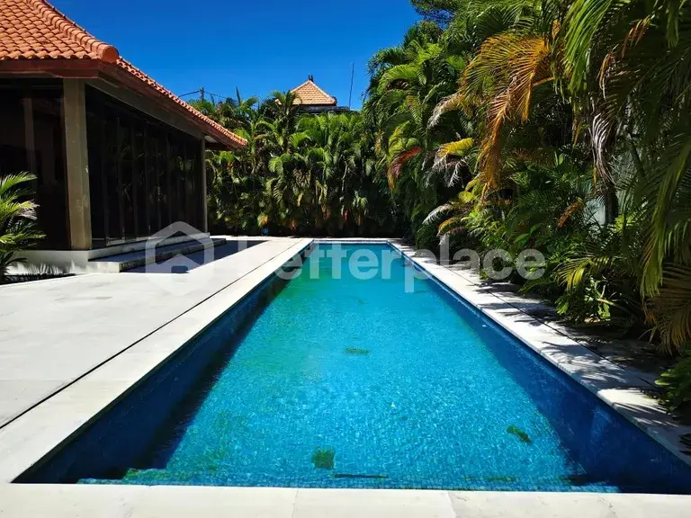 Spacious Tropical Contemporary Villa in Prime Seminyak Oberoi – 3 Bedrooms with Large Land and Pool