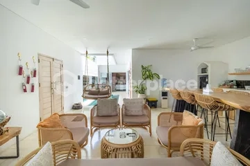 Tropical Modern Villa in Babakan– Full Furnished, Near Batu Bolong