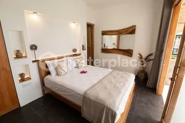 Modern 4 Bedroom Villa in Padonan, Peaceful Living Near Attractive Spots