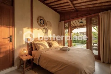 Grand Joglo Villa in Central Ubud – 3 Bedrooms with Spacious Land & Classic Balinese Elegance