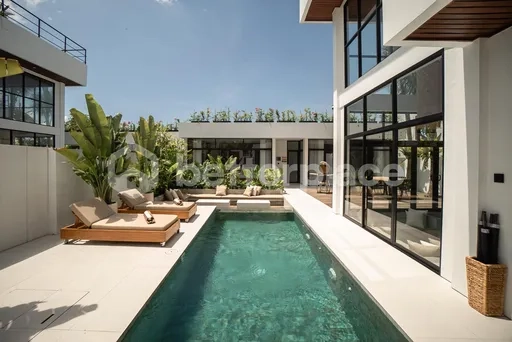 Luxurious and Modern 4 Bedroom Villa in Pererenan
