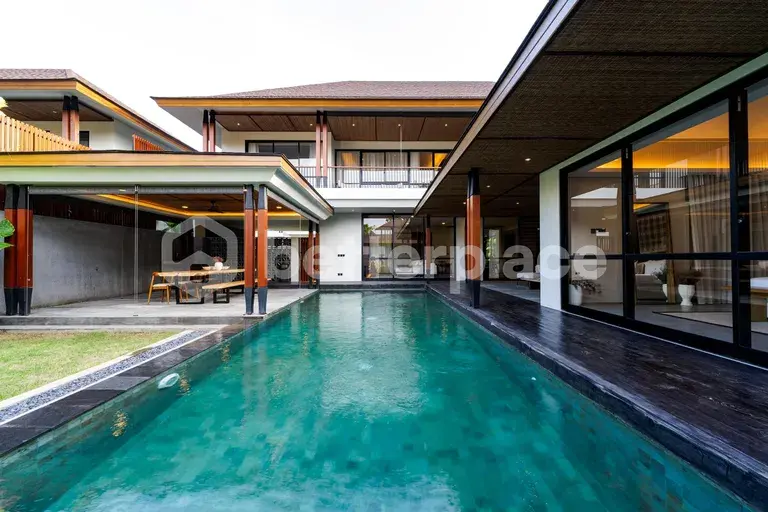 Luxury Meets Comfort in This Contemporary Jimbaran 4-Bed Villa Featuring Spacious Interiors, Resort Amenities, and an Unbeatable Coastal Lifestyle