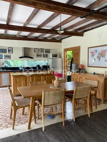 Charming Bali-Style Villa in Peaceful Batu Belig 3 Bedrooms within Walking Distance to the Beach