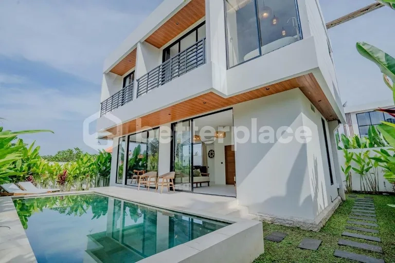 Elegant Tropical Retreat in Singakerta – High-Yield Villa Complex Featuring Established Booking Platforms, Professional Management, and Immediate Cash Flow