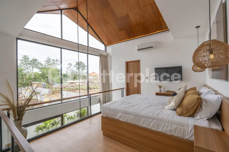 Affordable Villa: Spacious Villa with Stunning Design and Premium Location