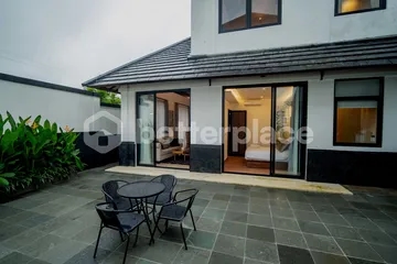Modern Tropical Villa in Peaceful Jimbaran – 2 Bedrooms Near Beach