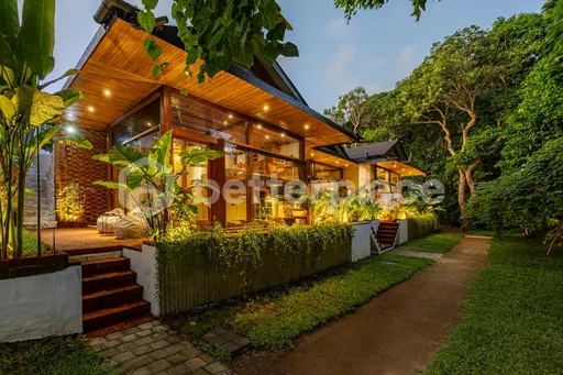 Own an Extraordinary Leasehold Residence of 5 Lofts in Bukit – Pecatu – Designer Wooden Mezzanine Residences Crafted for Luxury Living and High-Yield Investment Returns