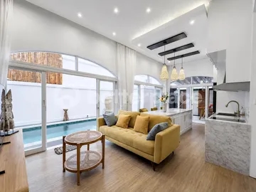 Moderna and Fully Furnished Freehold Villa in Pecatu