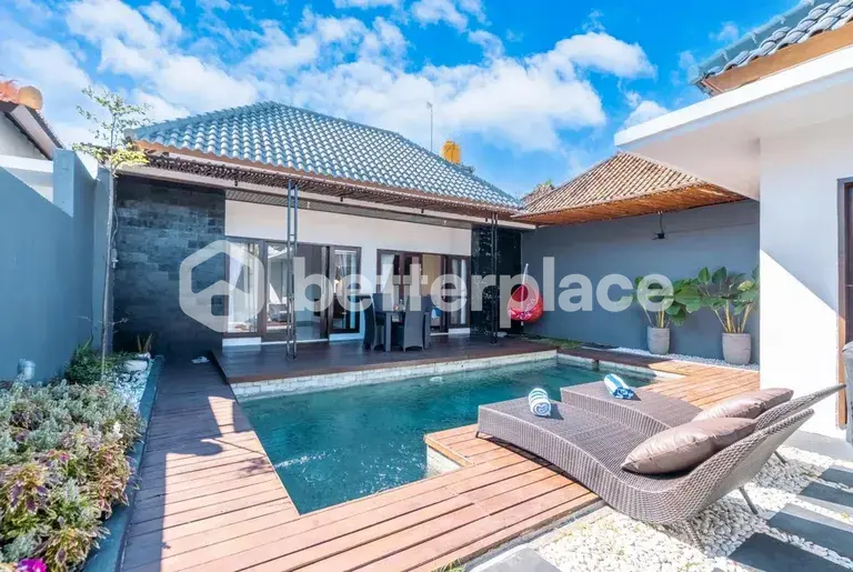 Chic Tropical Contemporary Villa in Seminyak - 2BR Yearly Rental in Prime Saraswati Area