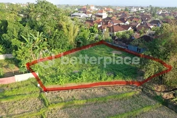 Prime Investment Opportunity, 912 Sqm Land in Munggu