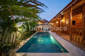 Timeless Joglo Elegance Near Echo Beach – A Fully Furnished Tropical 3-Bed Villa Offering Authentic Balinese Living in the Heart of Canggu