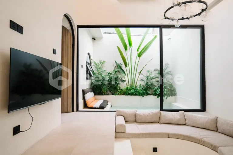 Prime Location, Contemporary Design: Your New Home 5 Minutes from Berawa Beach