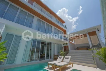Expansive 4-Level Villa with Basement and Rooftop Views in near Echo Beach