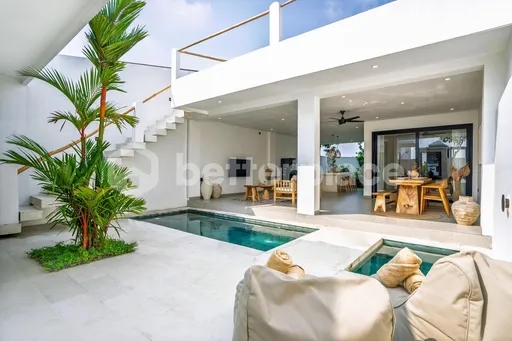 Modern 2 Bedroom Villa in Tumbak Bayuh, 10 Minutes to the Beach