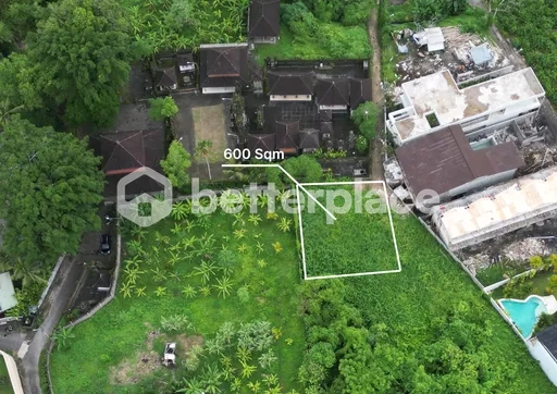 6 Are Land in Buduk, Tranquil Setting in a Growing Area
