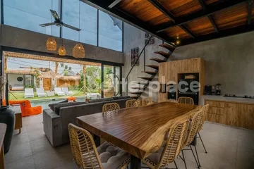 Modern and Spacious 4 Bedroom Villa in Kerobokan Area