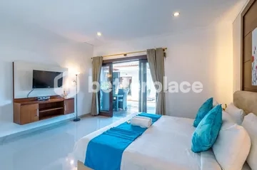 Chic Tropical Contemporary Villa in Seminyak - 2BR Yearly Rental in Prime Saraswati Area