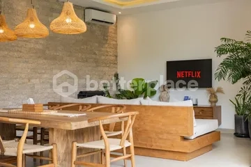 Stunning 4 Bedroom Villa in Padonan - Canggu For Yearly Rental
