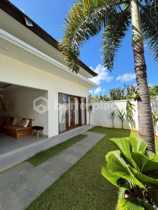 Elegant Minimalist 2-Bedroom Villa in Jimbaran – Fully Furnished Tropical Retreat Just 3 Minutes from Jimbaran Beach with Prime Access to Cafés, Sports Facilities, and the Vibrant Local Market