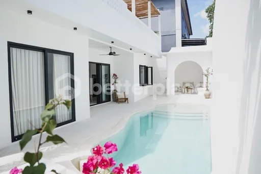 A Stunning 4-Bedroom Villa Available for Yearly Rental in Babakan
