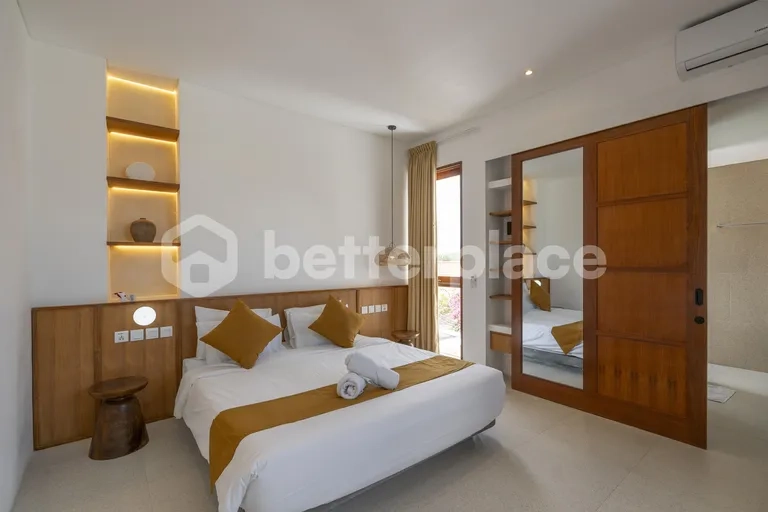 Strategically Located in Trendy Canggu 7 Minutes to La Brisa Market, 8 Minutes to Batu Bolong Beach