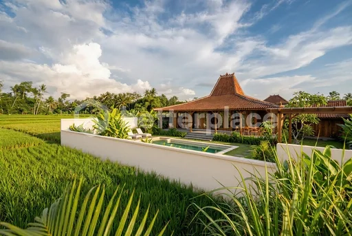 Grand Joglo Villa in Central Ubud – 3 Bedrooms with Spacious Land & Classic Balinese Elegance