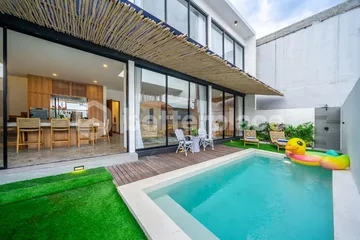 Brand New Modern Villa Design With 3 Bedrooms In Umalas