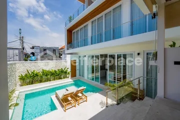 Expansive 4-Level Villa with Basement and Rooftop Views in near Echo Beach