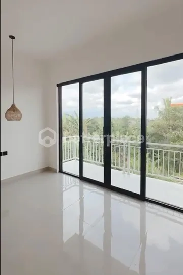 Sophisticated Two-Bedroom Villa for Yearly Rental Combining Modern Comfort, Prime Accessibility, and Peaceful Tropical Surroundings