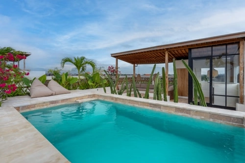 Leo Villa - 2 Bedroom with Rooftop Pool, Berawa