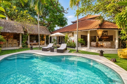 2BR Artsy Villa | Poolside, Near Seminyak Beach