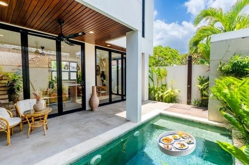 Hati 1 - Stone Deck Pool, Near Canggu Beaches