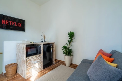 1BR Suite Near Balangan Beach | Pool & Sauna