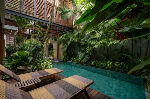 Hollow - 5BR Villa with Pool and Rooftop, Canggu
